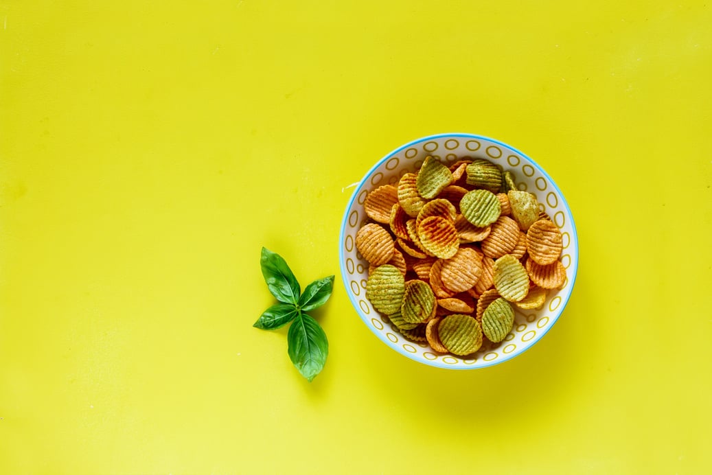 Veggie chips in bowl